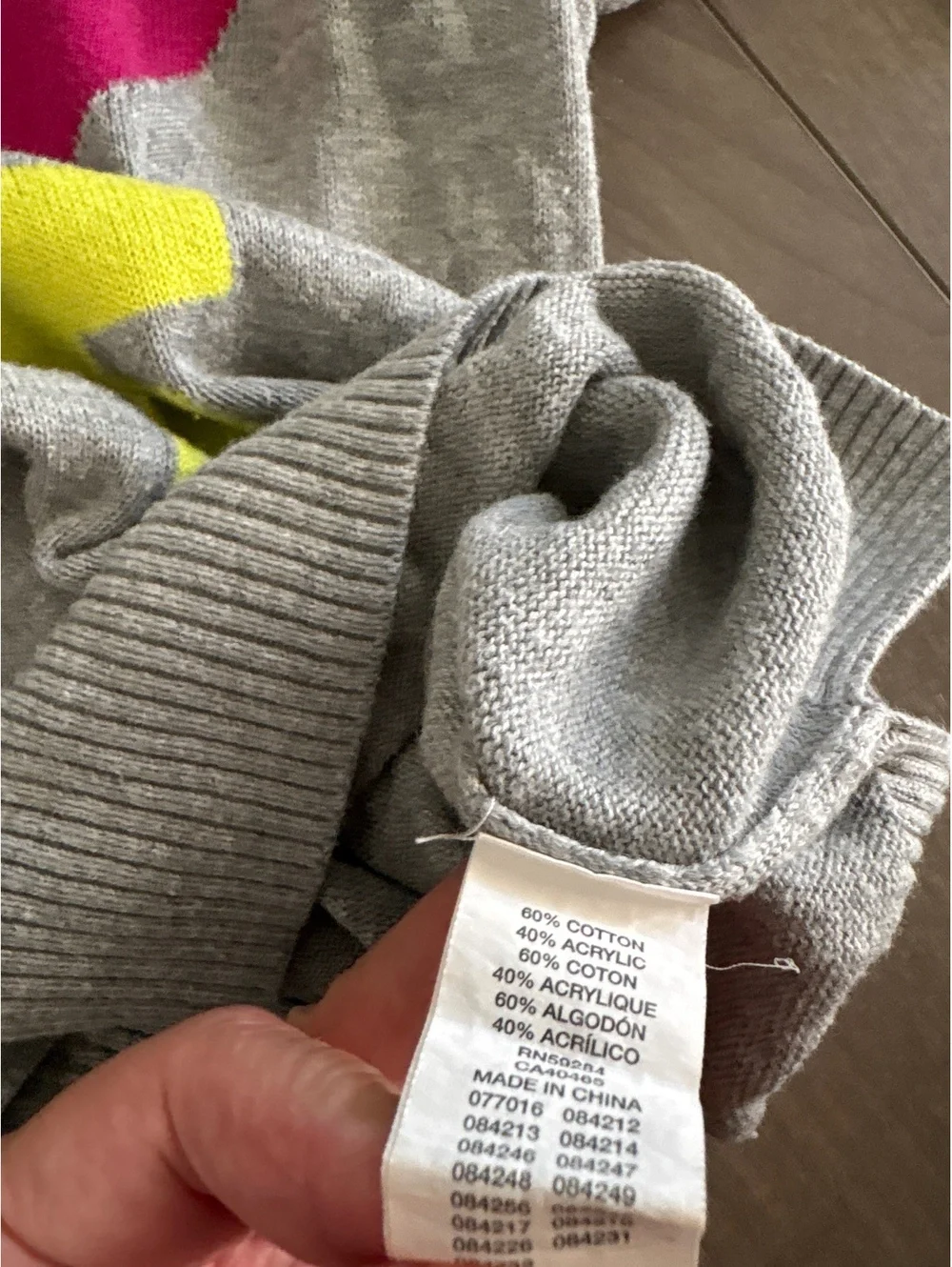 The Children’s Place girls Gray Sweater with LOVE on front size medium (7/8) EUC